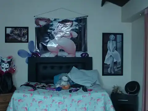 Snapshot of LuluKiss_ chatting on March 20, 2026, 11:06 pm LuluKiss online show from March 20, 2026, 11:06 pm