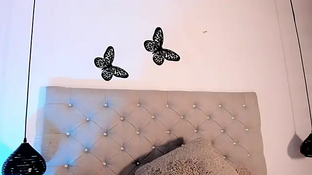 Quetzal coatl  online show from November 10, 2025, 8:36 pm