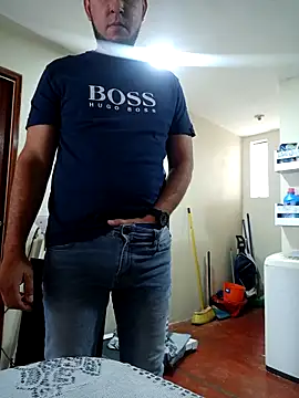 Emanuel00 - online show from November 19, 2025, 4:07 pm