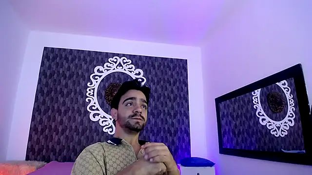 Snapshot of Dereck_Jhonsonn chatting on November 29, 2025, 12:38 pm Dereck Jhonsonn online show from November 29, 2025, 12:38 pm