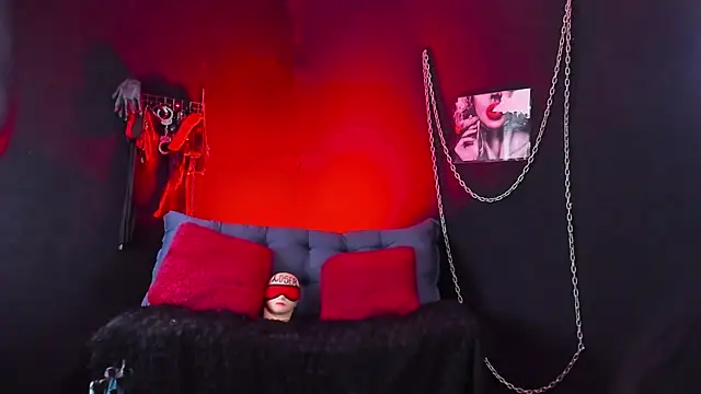 Snapshot of KatrinaStone chatting on March 21, 2026, 12:23 am KatrinaStone online show from March 21, 2026, 12:23 am