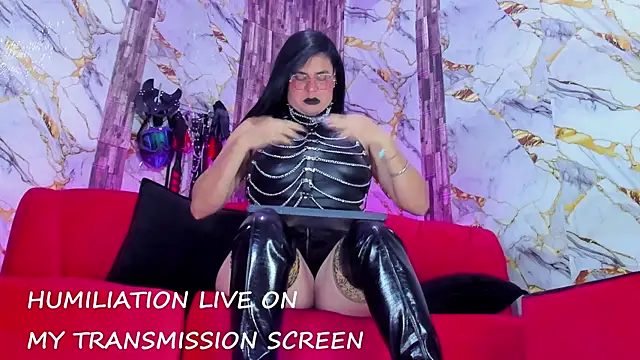 KatrinaStone online show from July 31, 2026, 8:17 pm