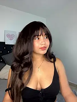 LoliitaBennett online show from January 18, 2026, 1:42 am