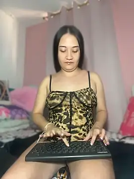 Melody Spencer26 online show from July 27, 2026, 6:04 pm