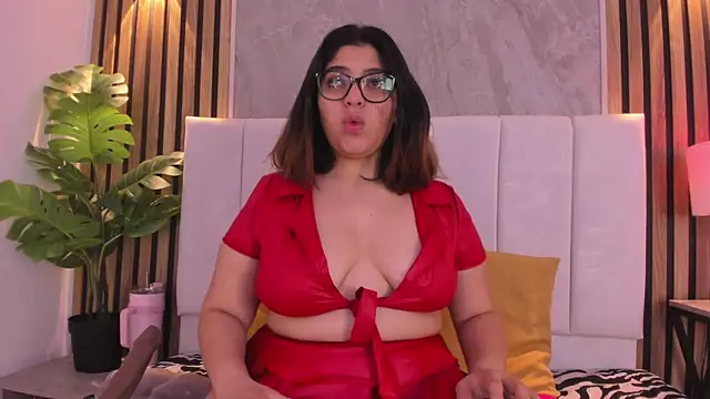 Carlotta de velour online show from June 21, 2026, 3:23 am
