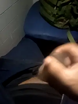 Snapshot of Loquillopajero chatting on January 10, 2026, 8:20 am Loquillopajero online show from January 10, 2026, 8:20 am