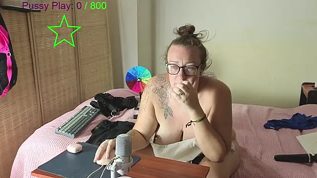 JadeStarUK online show from April 24, 2026, 10:45 pm