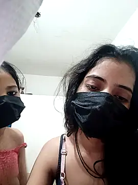 Snapshot of Hot_komall chatting on February 14, 2026, 1:28 am Hot komall online show from February 14, 2026, 1:28 am