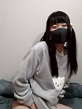 Snapshot of yuna-yourgirlfriend chatting on January 13, 2026, 1:15 pm yuna-yourgirlfriend online show from January 13, 2026, 1:15 pm