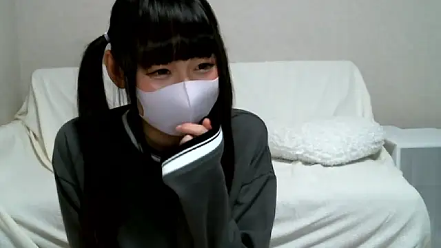 Snapshot of yuna-yourgirlfriend chatting on November 29, 2025, 2:39 pm yuna-yourgirlfriend online show from November 29, 2025, 2:39 pm