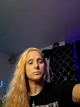 GemmaJustice1127 online show from July 14, 2026, 4:13 pm