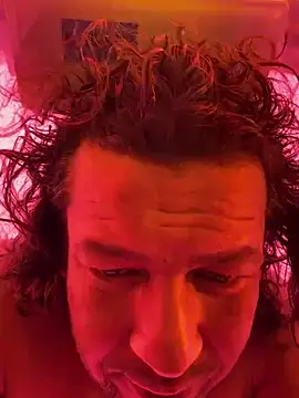 miguel910921 online show from December 16, 2025, 9:19 pm