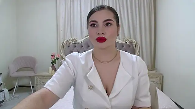 AdrianaTorres online show from November 28, 2025, 5:29 am