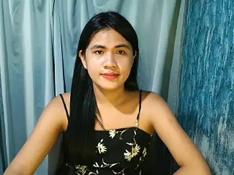 Snapshot of Rema_thebigcock chatting on July 6, 2026, 2:07 am Rema thebigcock online show from July 6, 2026, 2:07 am