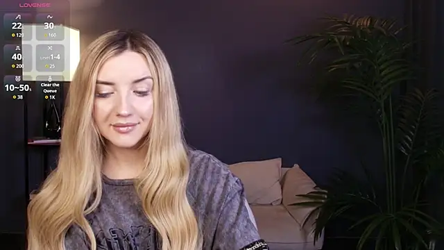 Snapshot of _Mi1a_ chatting on February 8, 2026, 2:42 am Mi1a online show from February 8, 2026, 2:42 am