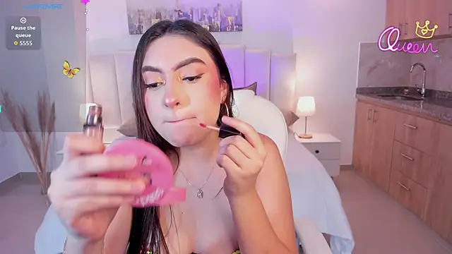 Maya vexx online show from January 17, 2026, 8:01 pm