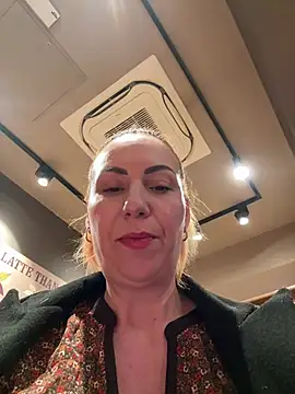 Snapshot of pervimilf chatting on February 16, 2026, 10:25 am pervimilf online show from February 16, 2026, 10:25 am