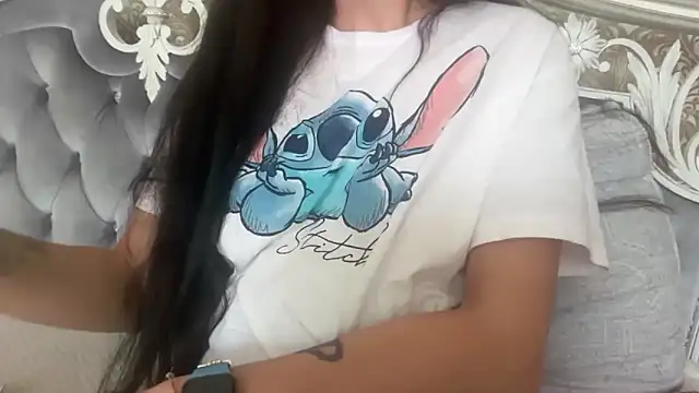 Angelinaa19 online show from April 29, 2026, 7:56 am