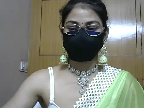 Fairy Pie online show from June 7, 2026, 7:52 pm