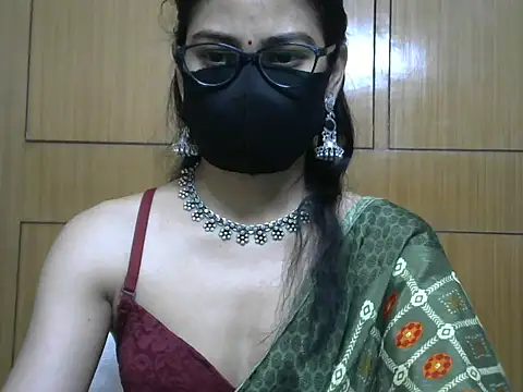 Fairy Pie online show from April 19, 2026, 9:28 pm