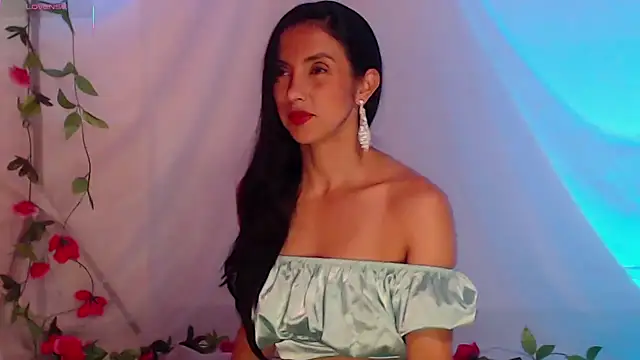 Belladonna lips online show from February 25, 2026, 2:56 am