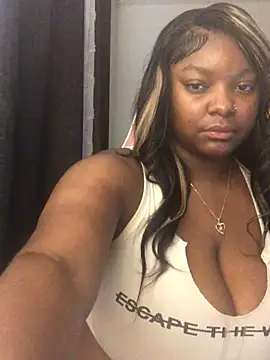 Snapshot of Fxncymuse chatting on March 11, 2026, 7:08 pm Fxncymuse online show from March 11, 2026, 7:08 pm