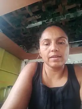 Snapshot of _Lizeth_ chatting on February 12, 2026, 8:52 pm Lizeth online show from February 12, 2026, 8:52 pm