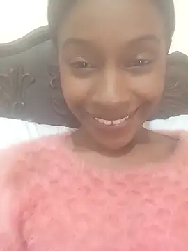 Snapshot of Aliis_Love chatting on February 14, 2026, 2:06 pm Aliis Love online show from February 14, 2026, 2:06 pm