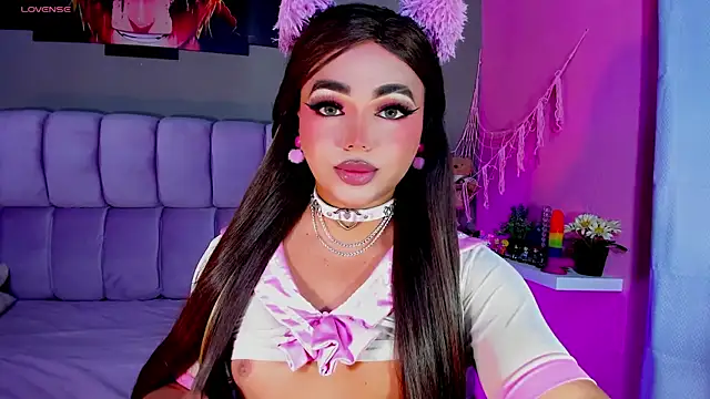 Lovely-Hinata online show from August 7, 2026, 3:45 am