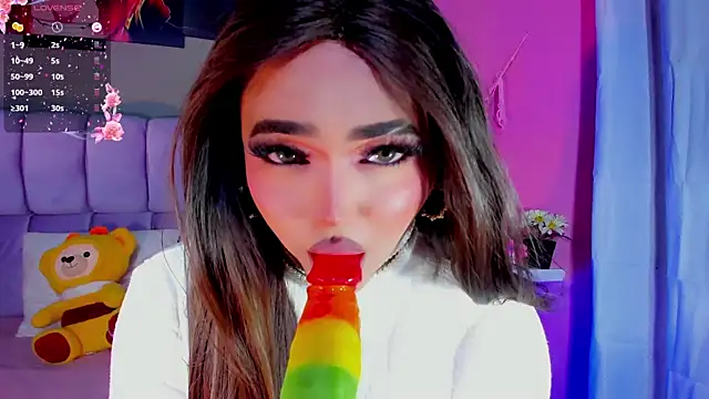 Lovely-Hinata online show from July 11, 2026, 4:02 am