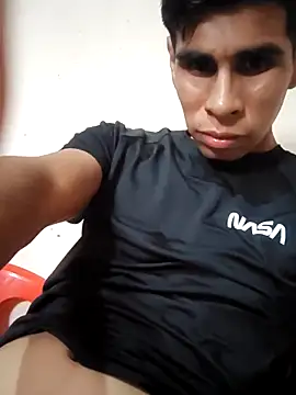 Jorge111235 online show from November 8, 2025, 10:24 pm