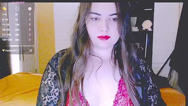 Snapshot of _bade_tasci_ chatting on December 14, 2025, 5:07 pm bade tasci online show from December 14, 2025, 5:07 pm