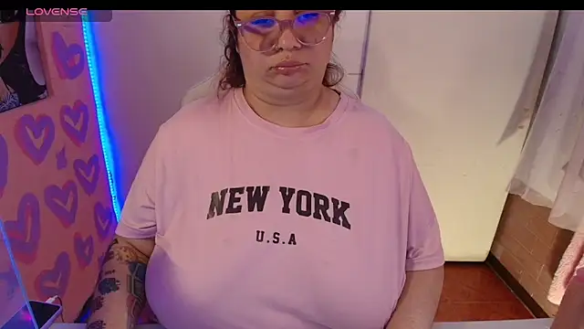 kattybbwbigboobs  online show from March 28, 2026, 12:11 am