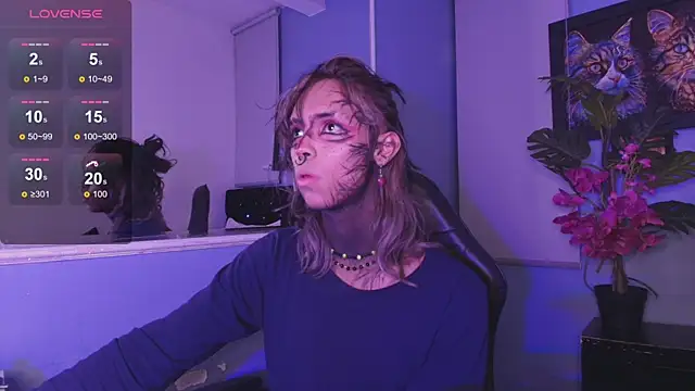 luxiel  online show from November 13, 2025, 10:46 pm