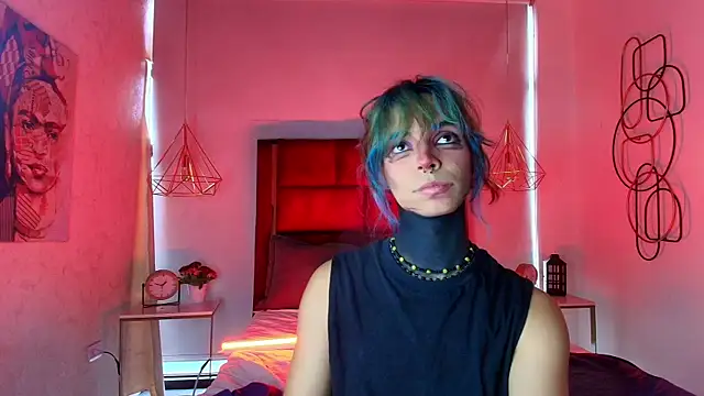luxiel  online show from May 23, 2026, 9:36 pm
