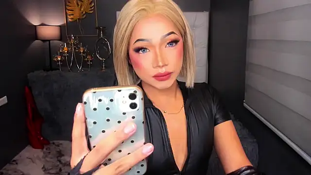 GwennGoddess online show from February 8, 2026, 8:12 am