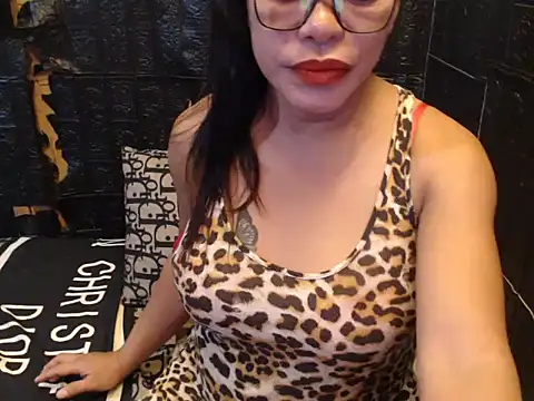 tsbrownmorena69 online show from November 12, 2025, 9:24 am