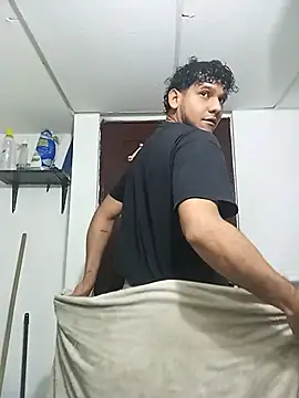 Snapshot of prototipoA45 chatting on March 20, 2026, 5:19 am prototipoA45 online show from March 20, 2026, 5:19 am