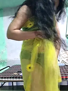 Snapshot of Piya_Bakshi chatting on March 7, 2026, 8:32 am Piya Bakshi online show from March 7, 2026, 8:32 am