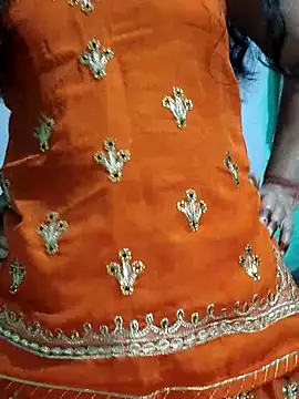 Snapshot of Piya_Bakshi chatting on February 19, 2026, 7:49 am Piya Bakshi online show from February 19, 2026, 7:49 am