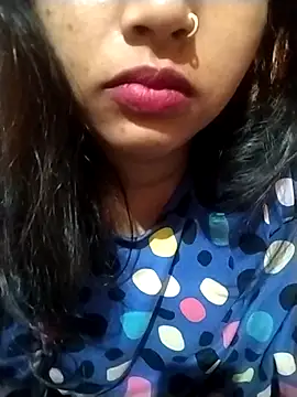 Sexy Divya   online show from April 7, 2026, 11:50 pm