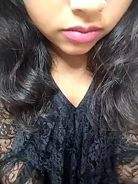 Sexy Divya   online show from December 4, 2025, 6:01 am