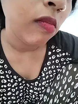 Sexy Divya   online show from August 2, 2026, 5:50 am