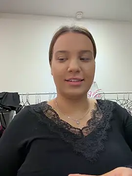 KilianaNoir online show from June 21, 2026, 5:57 am