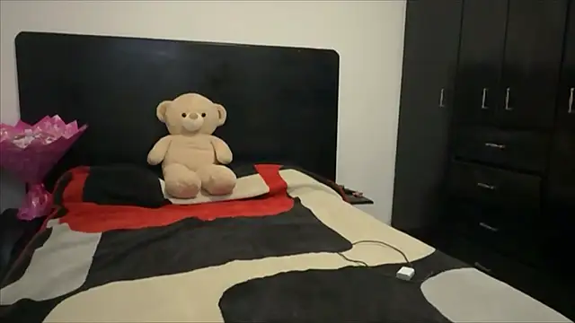 vanevip123 online show from March 13, 2026, 11:15 am