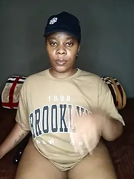 Emmylove-xr25 online show from November 27, 2025, 1:33 pm