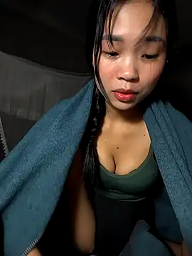 Lynly k2 online show from November 12, 2025, 12:59 am