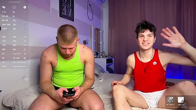 Snapshot of Hotpeppers666 chatting on April 5, 2026, 2:57 pm Hotpeppers666 online show from April 5, 2026, 2:57 pm