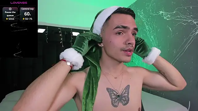 Snapshot of NicoKingg_ chatting on December 22, 2025, 3:50 am NicoKingg online show from December 22, 2025, 3:50 am