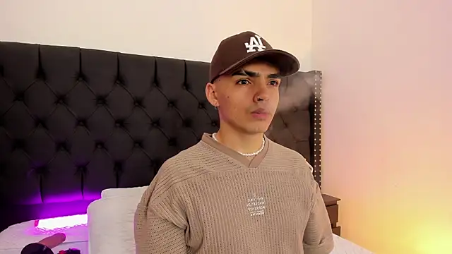 Snapshot of NicoKingg_ chatting on January 17, 2026, 1:04 pm NicoKingg online show from January 17, 2026, 1:04 pm